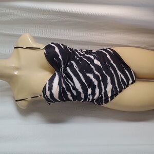 Matte Collection Zebra Print One Piece Swimsuit Size L